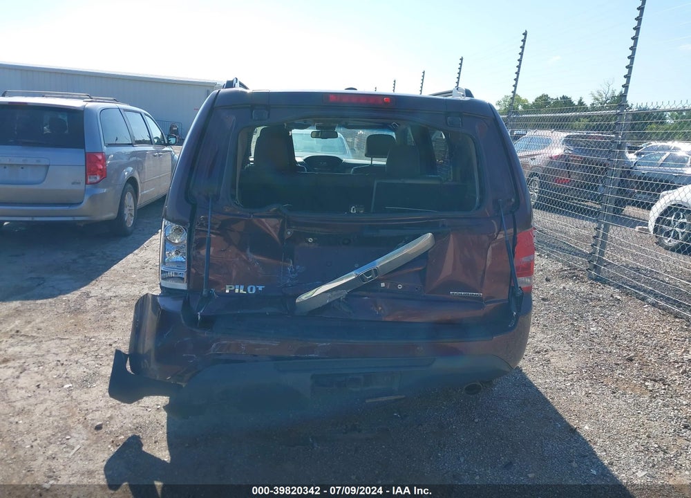 2013 HONDA PILOT TOURING VIN: 5FNYF3H97DB018038