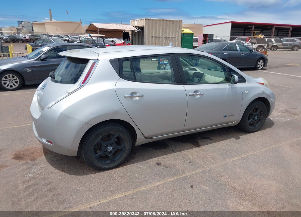 2011 NISSAN LEAF SL VIN: JN1AZ0CP9BT008573