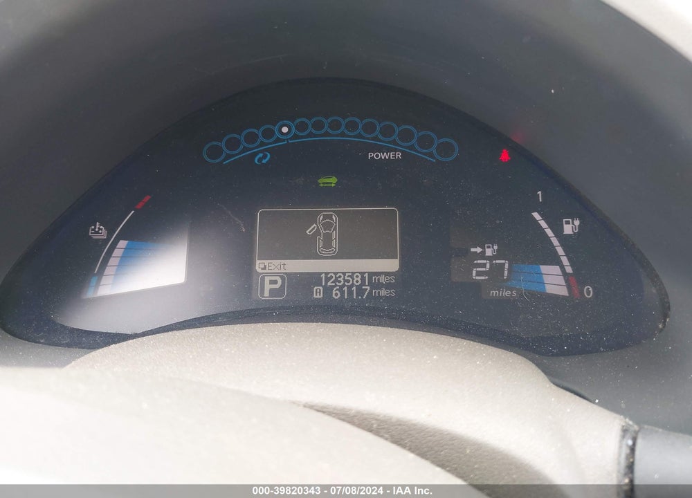 2011 NISSAN LEAF SL VIN: JN1AZ0CP9BT008573
