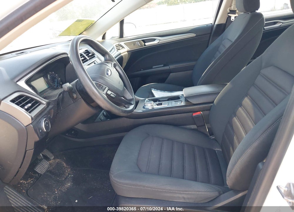 2017 FORD FUSION SE VIN: 3FA6P0H78HR351635