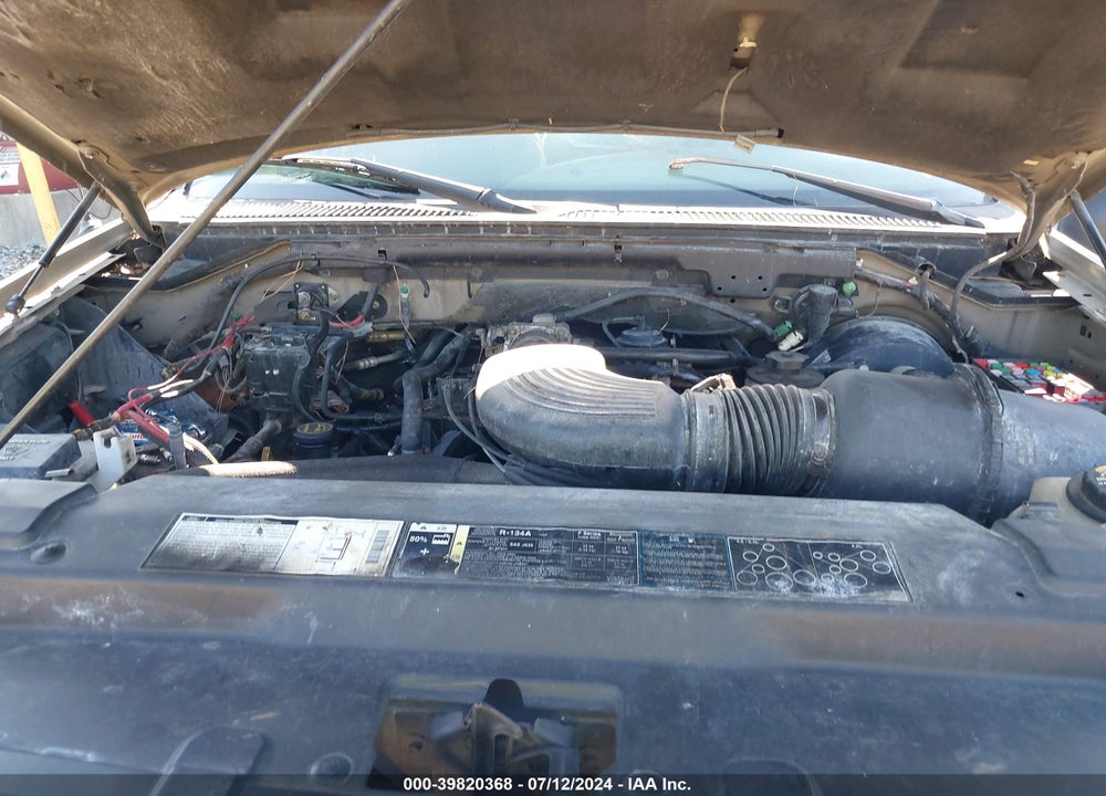 2002 FORD F-150 LARIAT/XLT VIN: 1FTRW07L22KD27495