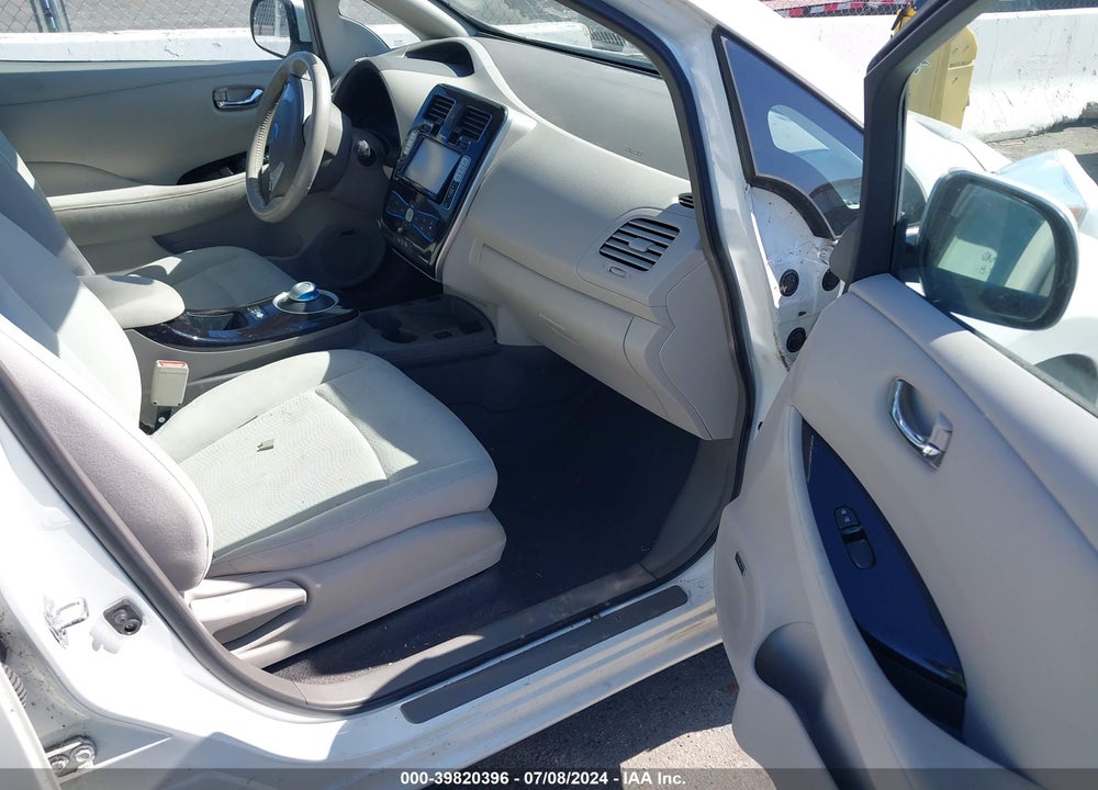 2013 NISSAN LEAF SV VIN: 1N4AZ0CP1DC405474