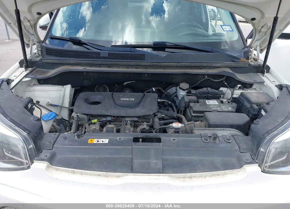 2018 KIA SOUL VIN: KNDJN2A26J7583393