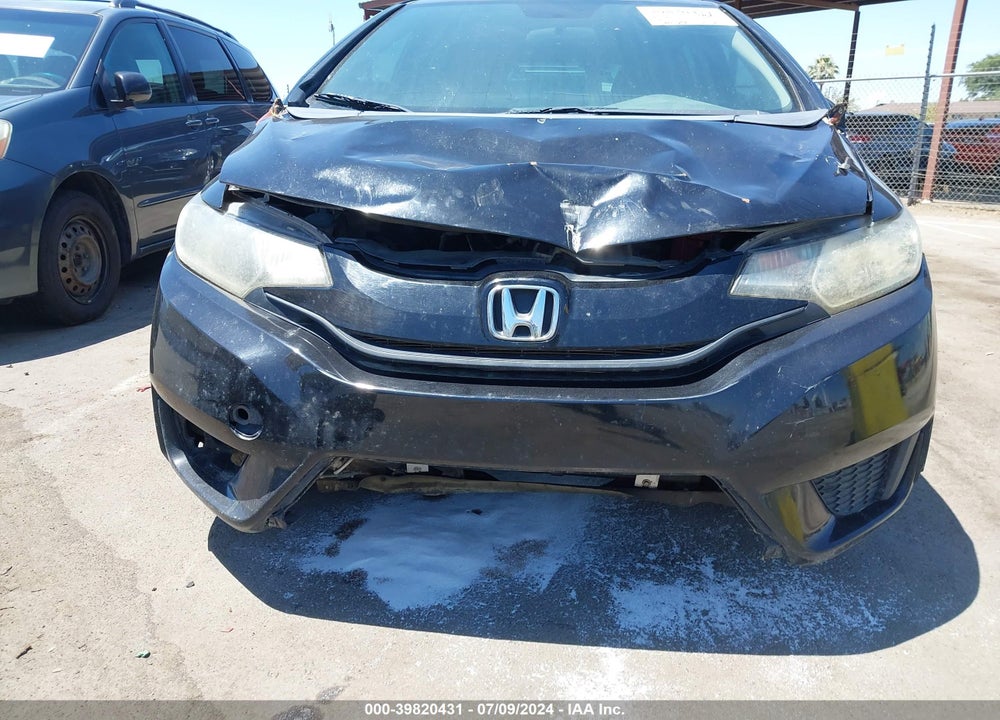 2015 HONDA FIT LX VIN: 3HGGK5H52FM772576