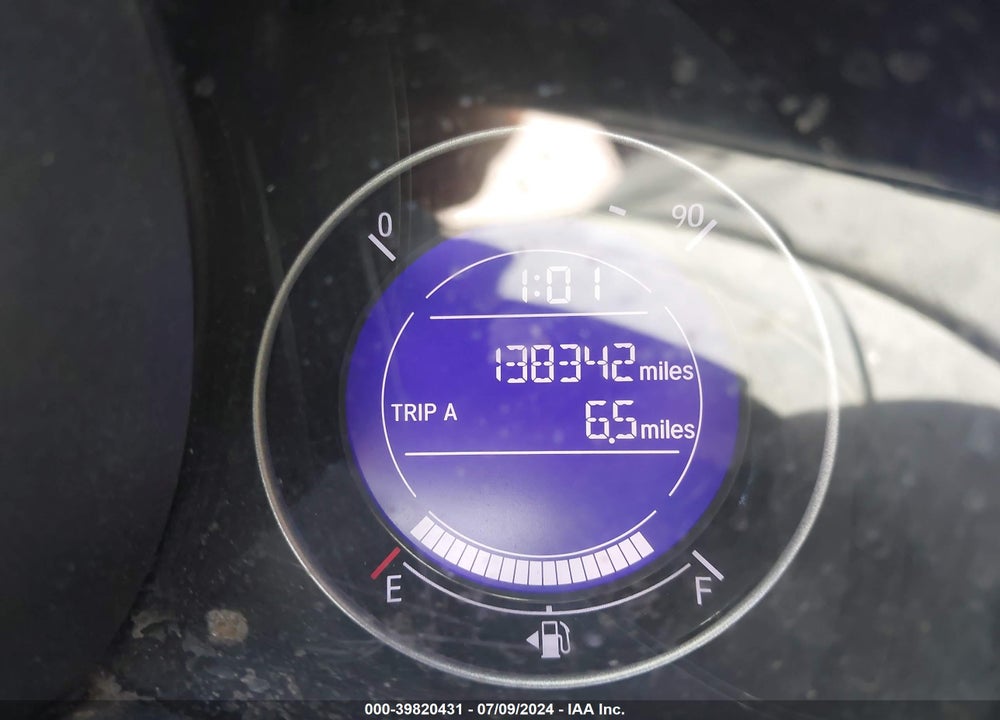 2015 HONDA FIT LX VIN: 3HGGK5H52FM772576
