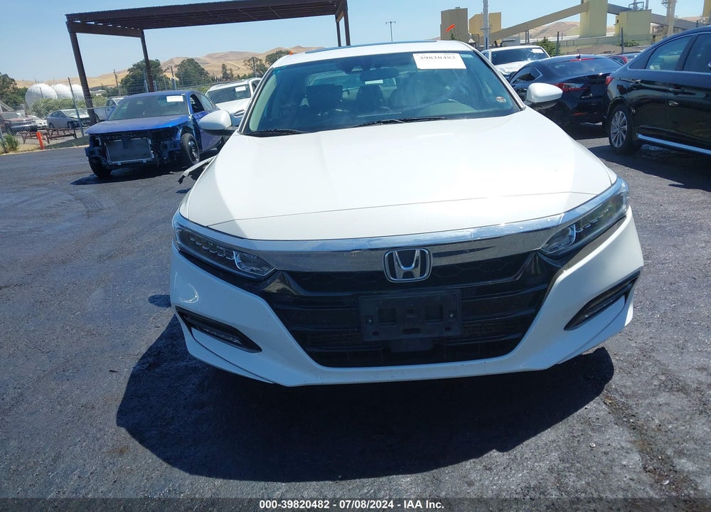2018 HONDA ACCORD EX VIN: 1HGCV1F49JA015995