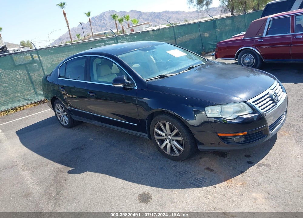 2010 VOLKSWAGEN PASSAT KOMFORT VIN: WVWJM7AN0AE121773