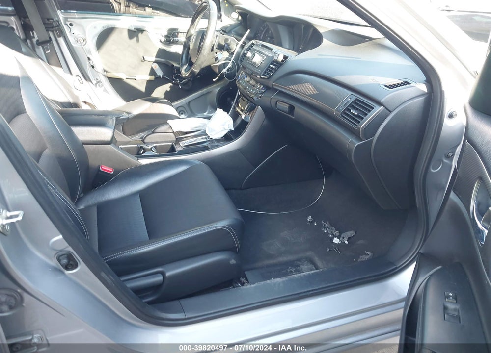 2016 HONDA ACCORD SPORT VIN: 1HGCR2F52GA015798