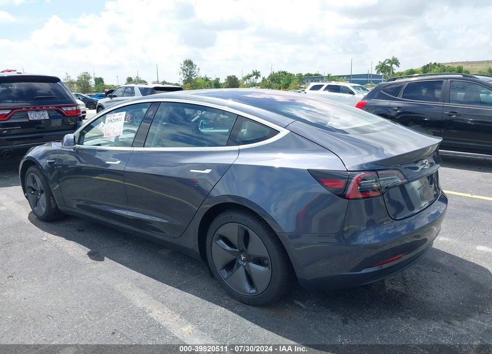 2018 TESLA MODEL 3 VIN: 5YJ3E1EA2JF005161