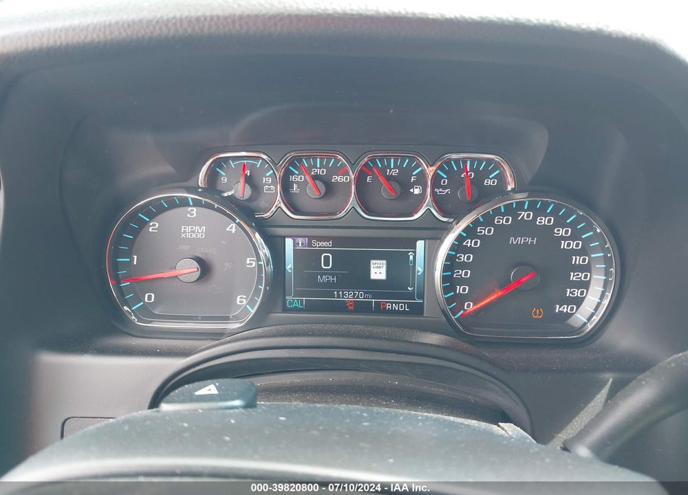2018 CHEVROLET SUBURBAN LT VIN: 1GNSCHKC1JR126068