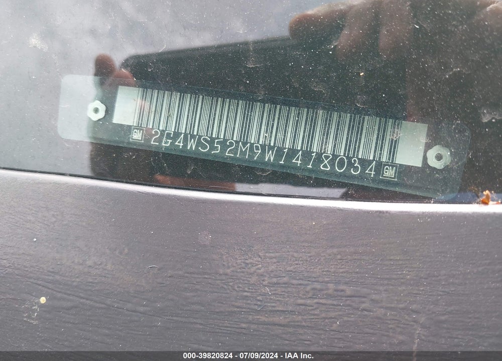 1998 BUICK CENTURY CUSTOM VIN: 2G4WS52M9W1418034