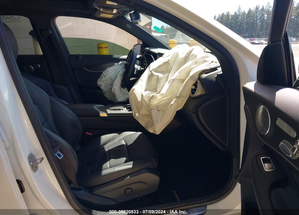 2020 MERCEDES-BENZ GLC 300 4MATIC VIN: W1N0G8EB1LF766219