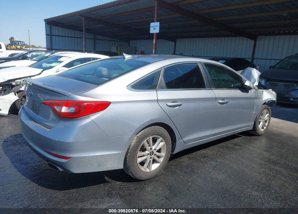2015 HYUNDAI SONATA SE VIN: 5NPE24AF6FH191333