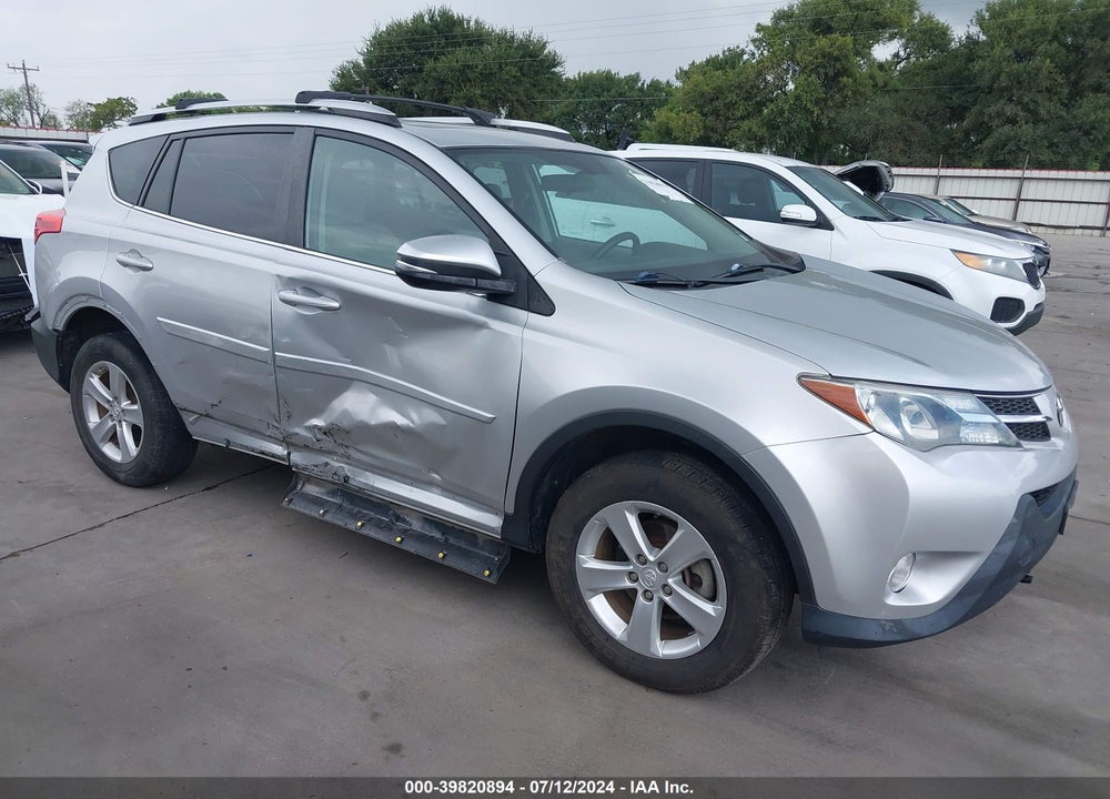 2013 TOYOTA RAV4 XLE VIN: 2T3WFREV5DW052081