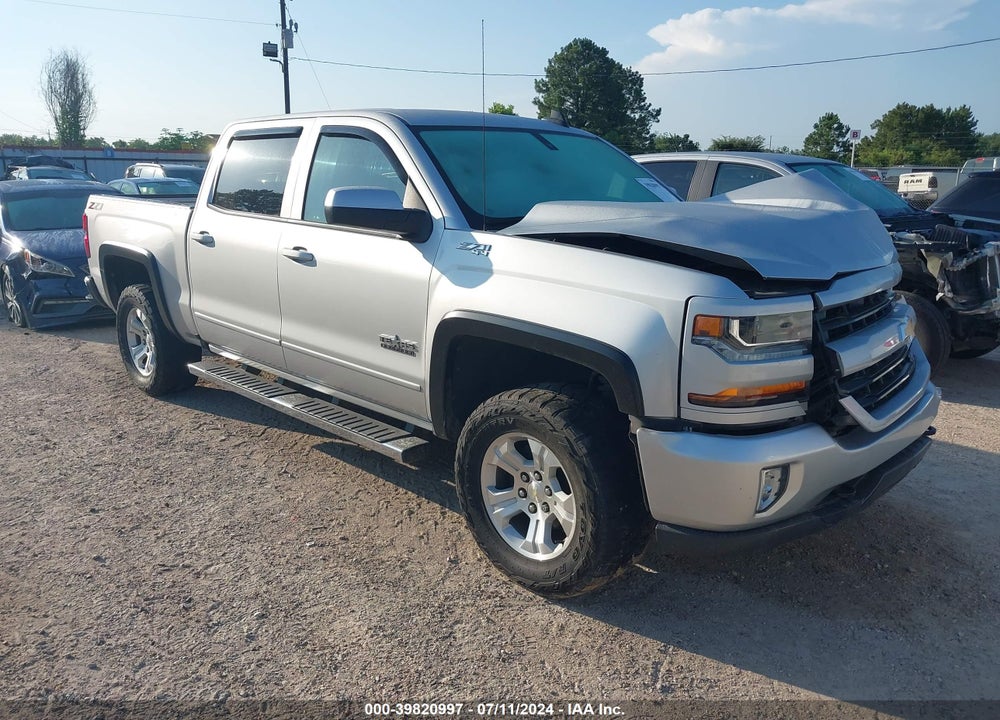 2018 CHEVROLET SILVERADO 1500 2LT VIN: 3GCUKREC2JG488772