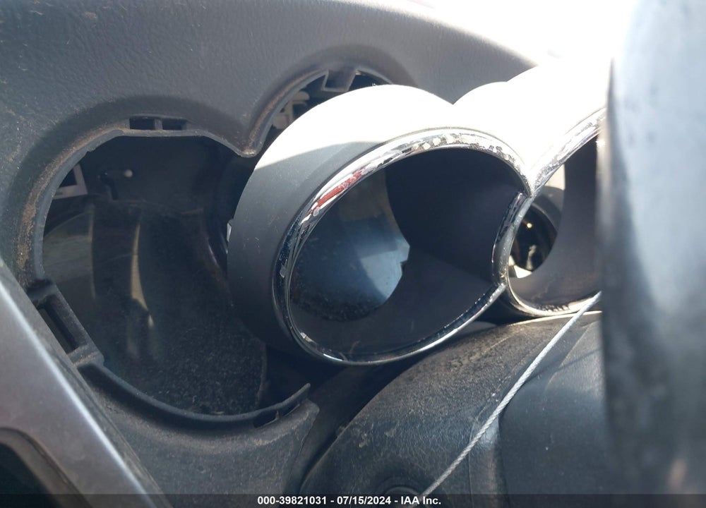 2003 TOYOTA MATRIX STANDARD VIN: 2T1KR32E53C161964