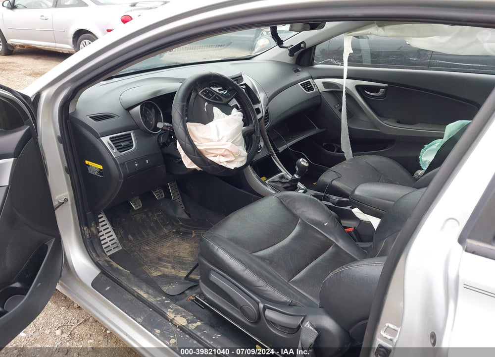 2013 HYUNDAI ELANTRA SE VIN: KMHDH6AE0DU001697