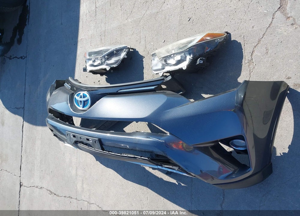 2016 TOYOTA RAV4 HYBRID XLE VIN: JTMRJREV2GD002350