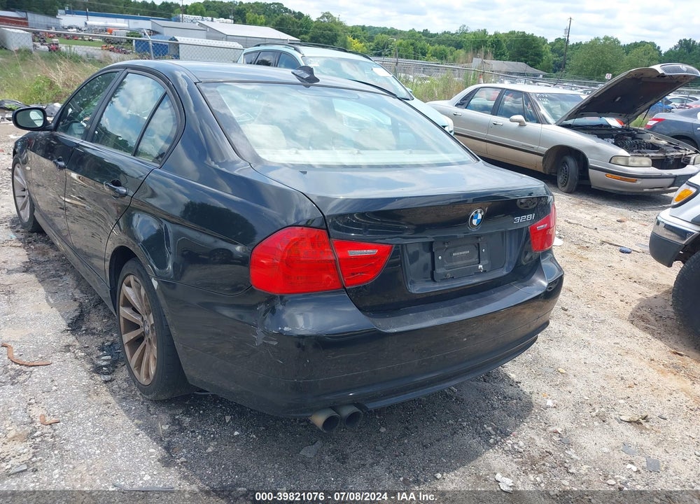 2011 BMW 328I VIN: WBAPH7C52BE682454