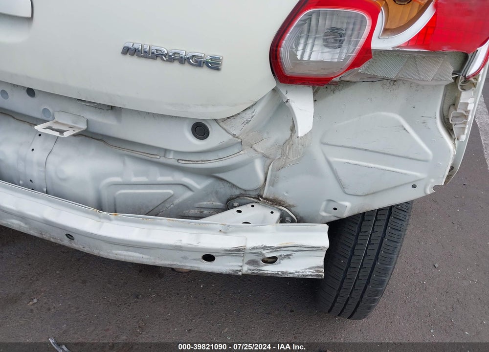 2015 MITSUBISHI MIRAGE DE VIN: ML32A3HJ8FH040702