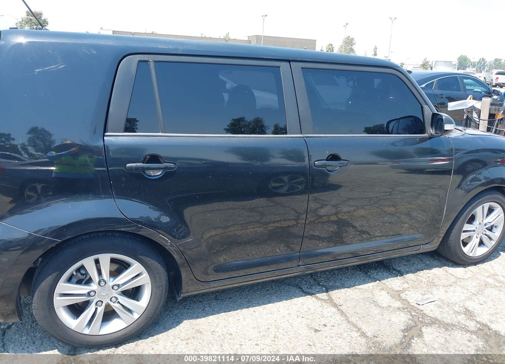 2009 SCION XB VIN: JTLKE50E091081192