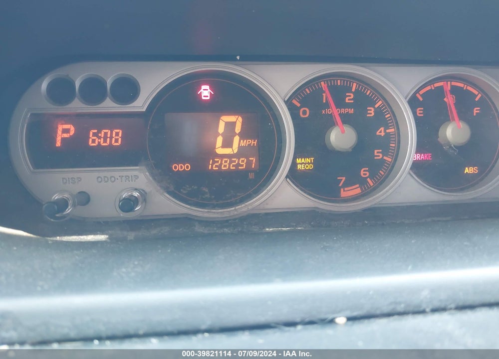 2009 SCION XB VIN: JTLKE50E091081192