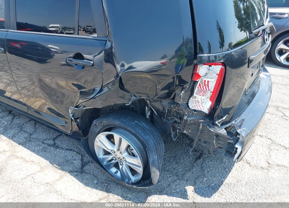 2009 SCION XB VIN: JTLKE50E091081192