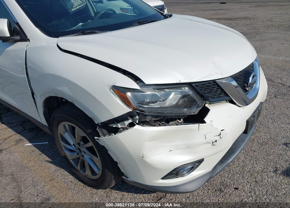 2015 NISSAN ROGUE SL VIN: 5N1AT2MT3FC889858