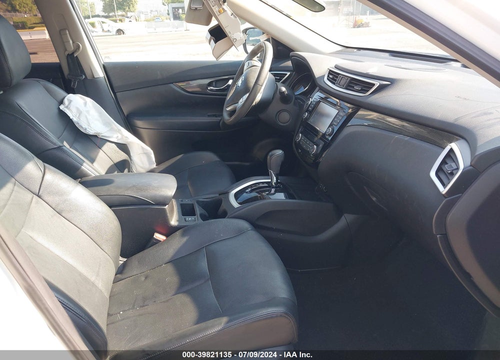 2015 NISSAN ROGUE SL VIN: 5N1AT2MT3FC889858