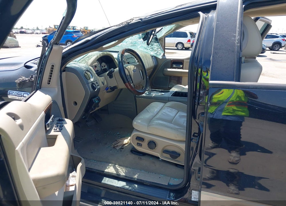 2004 FORD F-150 LARIAT/XLT VIN: 1FTPW125X4KC77566