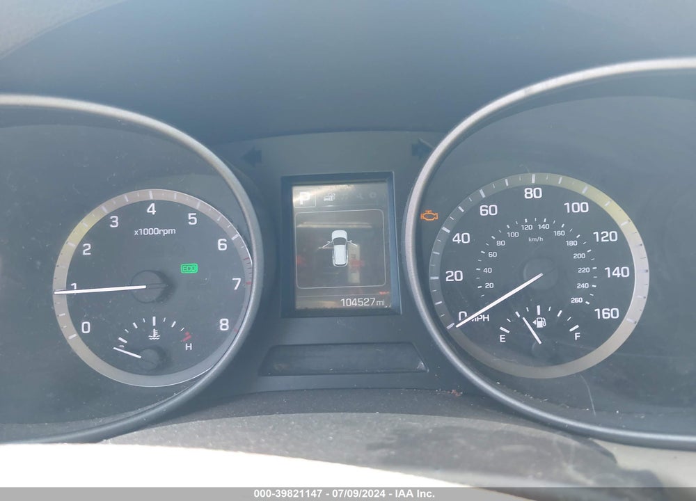 2017 HYUNDAI SANTA FE SPORT 2.4L VIN: 5XYZTDLB3HG443803