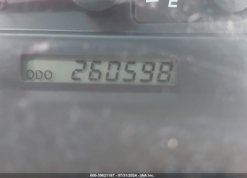 2003 TOYOTA CAMRY LE VIN: 4T1BE32K03U146479