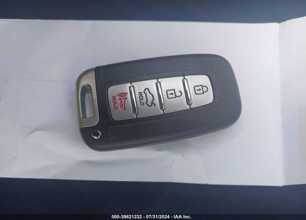 2012 HYUNDAI ELANTRA LIMITED (ULSAN PLANT) VIN: KMHDH4AE1CU206397