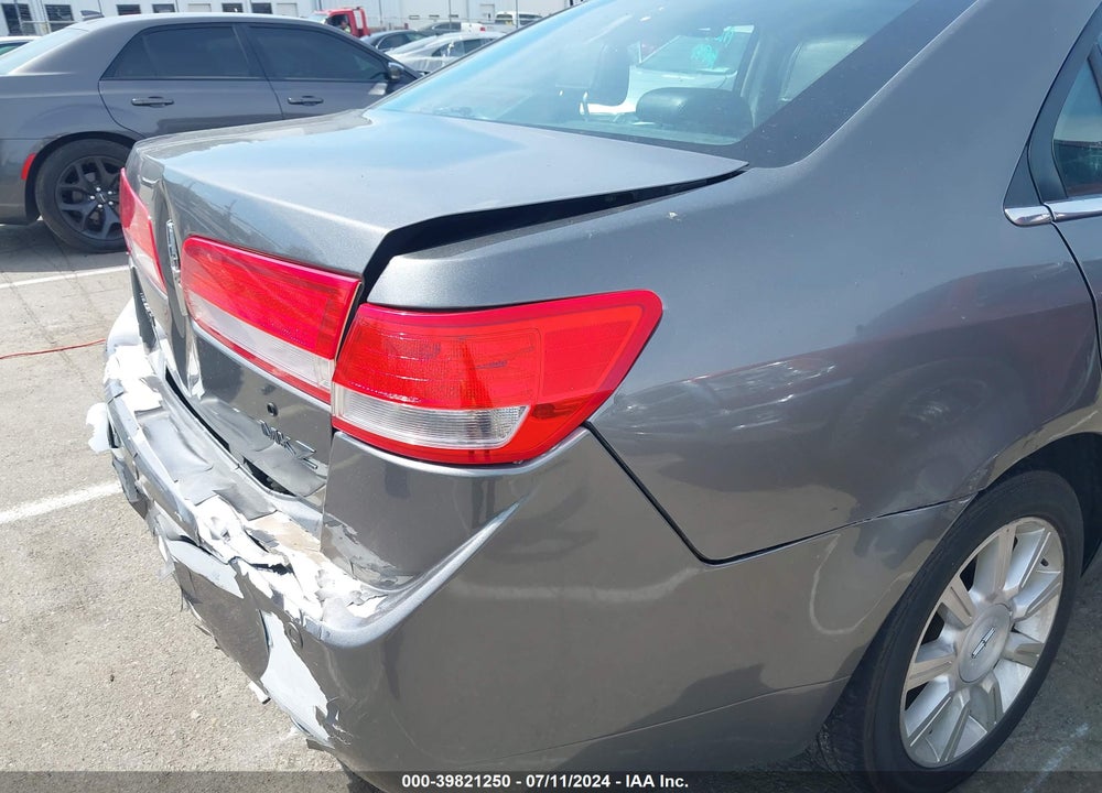2012 LINCOLN MKZ VIN: 3LNHL2GC8CR837570