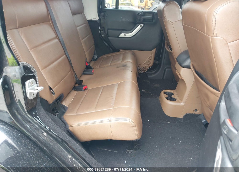 2012 JEEP WRANGLER UNLIMITED SAHARA VIN: 1C4HJWEG8CL209871