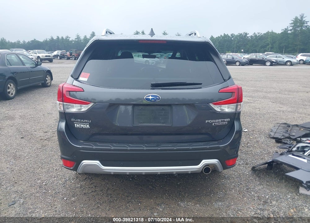 2022 SUBARU FORESTER TOURING VIN: JF2SKARC5NH530125