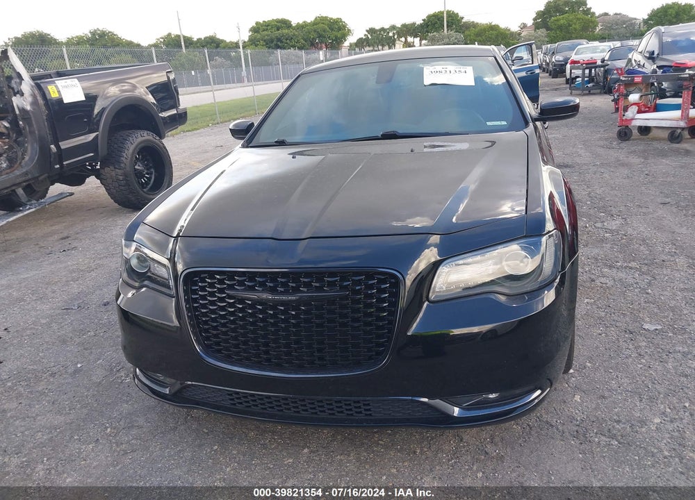 2019 CHRYSLER 300 300S VIN: 2C3CCABG9KH617940