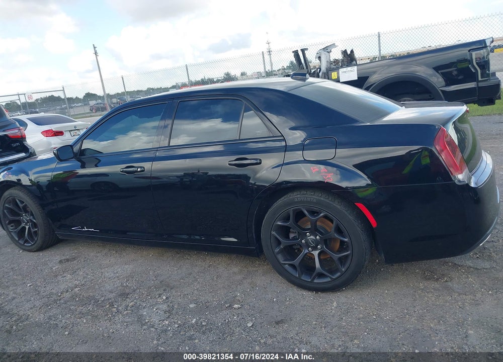 2019 CHRYSLER 300 300S VIN: 2C3CCABG9KH617940