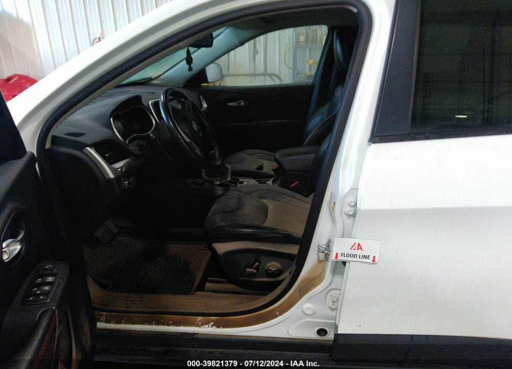 2016 CHEROKEE JEEP  TRAILHAWK VIN: 1C4PJMBS4GW321189