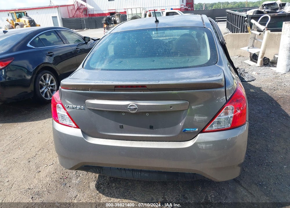 2016 NISSAN VERSA 1.6 S+ VIN: 3N1CN7AP5GL829262