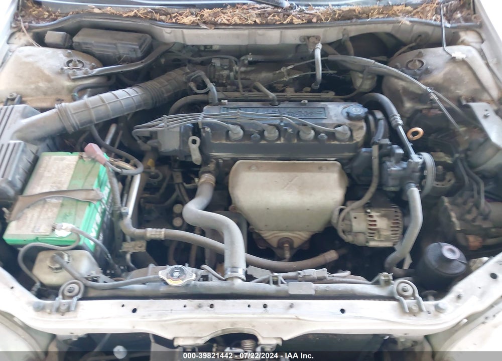 1998 HONDA ACCORD EX VIN: 1HGCG6673WA101540