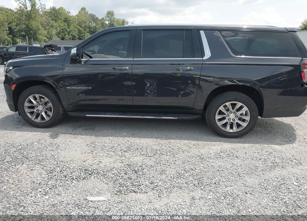 2022 CHEVROLET SUBURBAN 4WD PREMIER VIN: 1GNSKFKDXNR249387