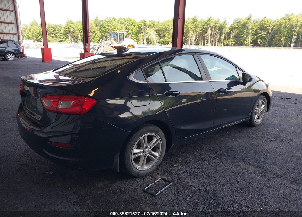 2017 CHEVROLET CRUZE LT AUTO VIN: 1G1BE5SM4H7108964