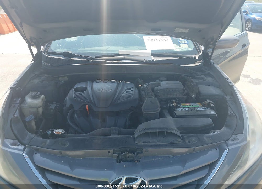 2013 HYUNDAI SONATA GLS VIN: 5NPEB4AC2DH765655