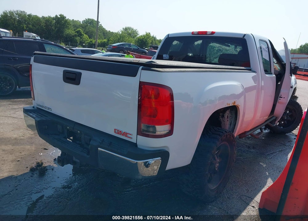 2012 GMC SIERRA 2500HD WORK TRUCK VIN: 1GT22ZCG7CZ110592