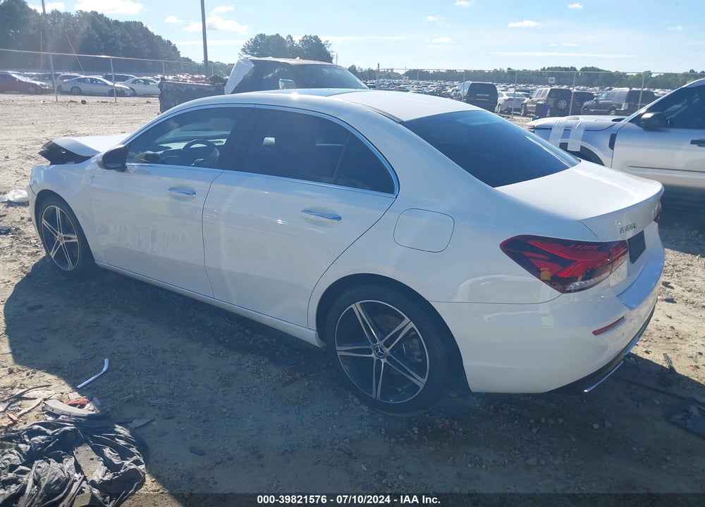 2019 MERCEDES-BENZ A 220 VIN: WDD3G4EB1KW035520