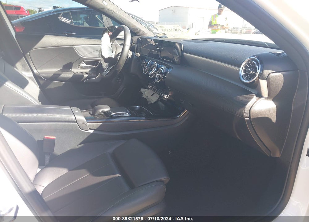 2019 MERCEDES-BENZ A 220 VIN: WDD3G4EB1KW035520