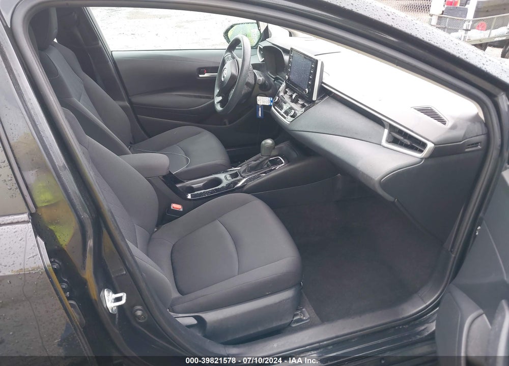 2021 TOYOTA COROLLA LE VIN: 5YFEPMAE5MP241339
