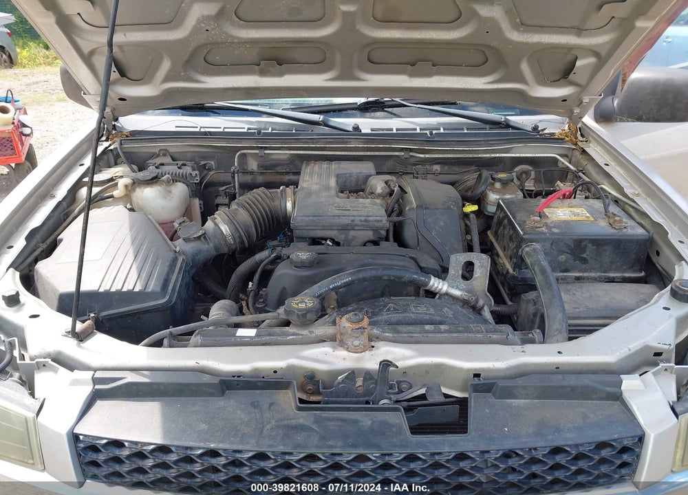 2004 CHEVROLET COLORADO LS VIN: 1GCCS136048160156