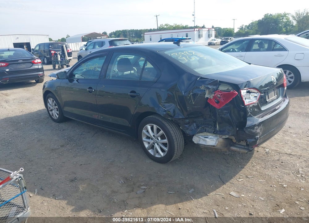 2012 VOLKSWAGEN JETTA 2.5L SE VIN: 3VWBP7AJ1CM312122